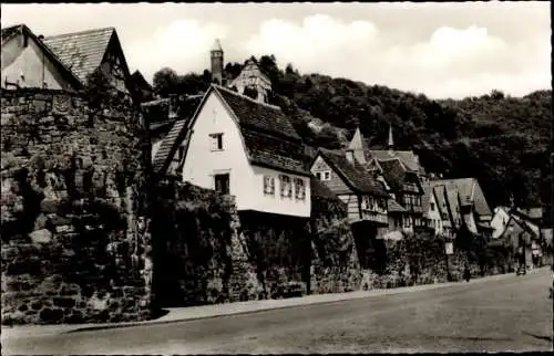 Ak Hirschhorn am Neckar Hessen, Straßenpartie am Neckarufer, alte Burgmauer