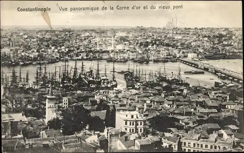 Ak Konstantinopel Istanbul Türkei, Vue panoramique de la Corne d'or et du vieux pont