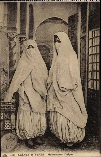Ak Scenes et Types, Mauresques d'Alger, zwei verschleierte Araberinnen, Maghreb