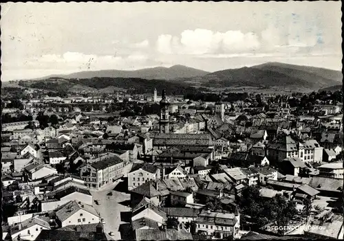 Ak Deggendorf im Bayerischen Wald Niederbayern, Panorama vom Ort