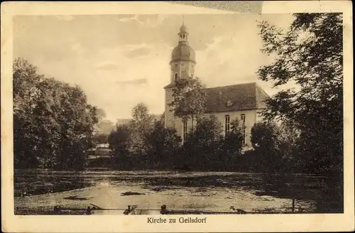 Ak Geilsdorf im Vogtland, Blick auf die Kirche am Fliegenbach, Bäume