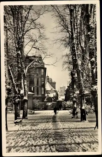 Ak Dänemark, Straßenpartie in einer Stadt im Winter, Häuser