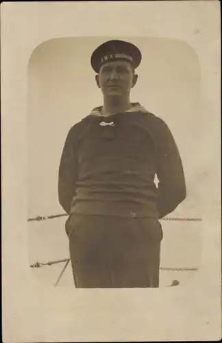 Foto Ak Deutscher Matrose in Uniform, SMS Rheinland, Kaiserliche Marine