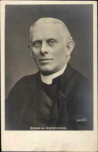 Ak Dean of Hereford, Portrait