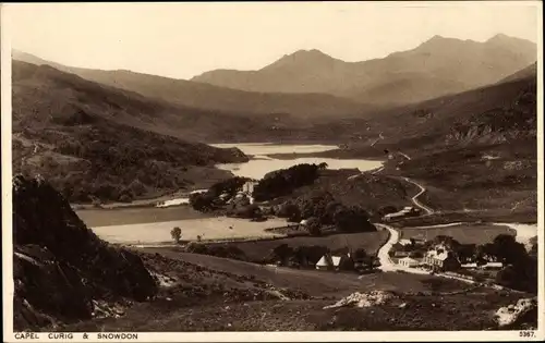 Ak Capel Curig Wales, Snowdon, Ortschaft mit Landschaftsblick