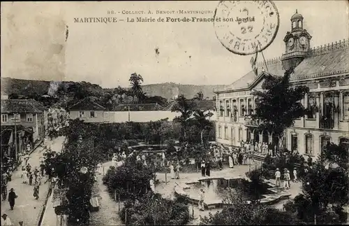 Ak Fort de France Martinique, La Mairie et Jardin, Rathaus