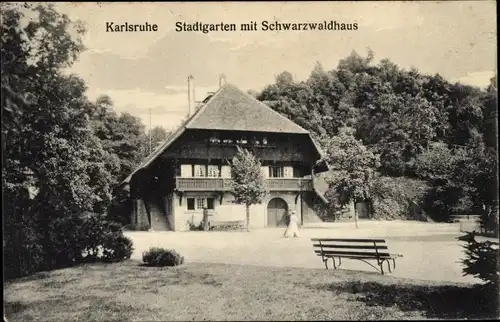 Ak Karlsruhe in Baden Württemberg, Stadtgarten mit Schwarzwaldhaus