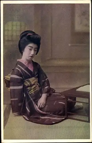 Ak Junge Japanerin im Kimono, Portrait