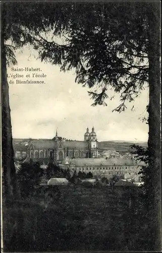 Ak Saint Hubert Wallonien Luxemburg, L'Eglise et l'Ecole de Bienfaisance