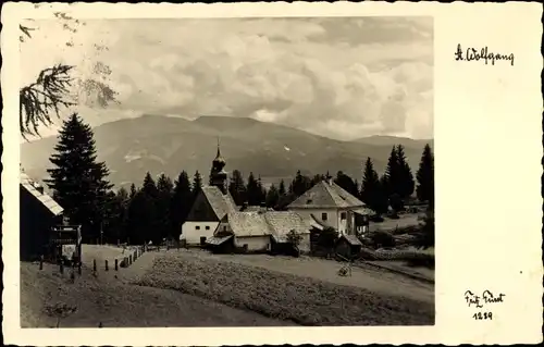 Ak Sankt Wolfgang Kienberg Steiermark, Ort, Kirche, Berge