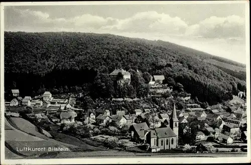 Ak Bilstein Lennestadt im Sauerland, Panorama vom Ort m. d. Schloss