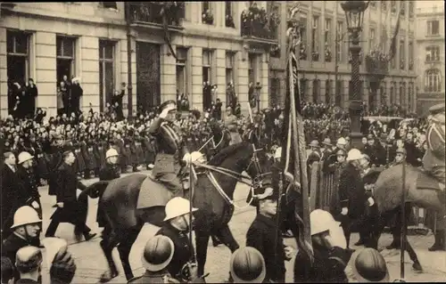 Ak Bruxelles Brüssel, König Leopold III. von Belgien, Palais de la Nation