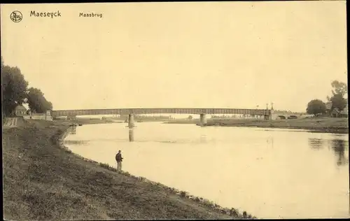 Ak Maaseik Flandern Limburg, Maasbrug