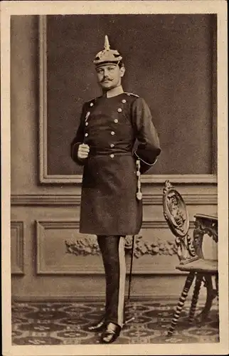 Ak Generalfeldmarschall Paul von Hindenburg, Portrait v. 1878, vom Kadett zum Generalfeldmarschall
