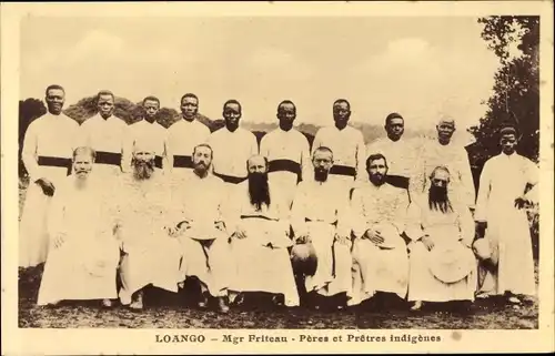 Ak Loango Französisch Kongo, Mgr Friteau, Pères et Pretres indigènes