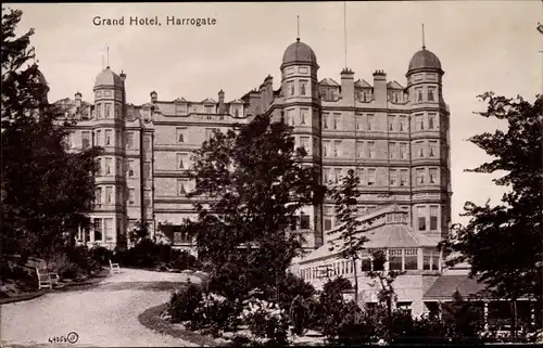 Ak Harrogate Knaresborough Yorkshire England, Grand Hotel