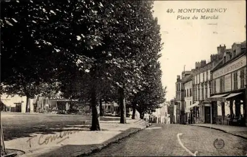 Ak Montmorency Val d'Oise, Place du Marché, Mag. Produits Alimentaires