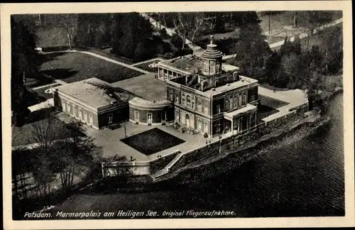 Ak Potsdam in Brandenburg, Marmorpalais am Heiligen See, Fliegeraufnahme