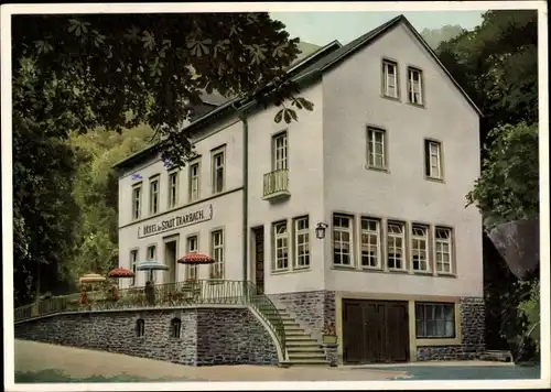 Ak Traben Trarbach Rheinland Pfalz, Hotel zur Stadt Trarbach, Außenansicht, Terrasse, Sonnenschirme