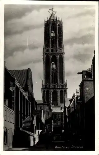 Ak Utrecht Niederlande, Domtoren, Straßenpartie