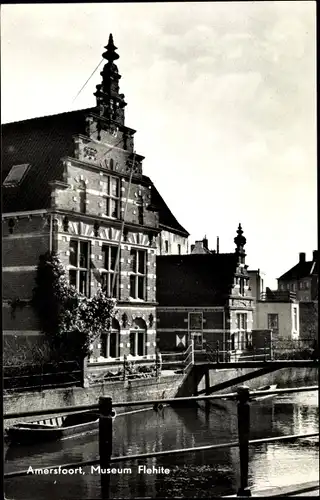 Ak Amersfoort Utrecht Niederlande, Museum Flehite, Außenansicht, Kanal, Brücke