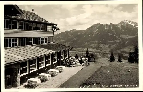 Ak Oberstdorf im Oberallgäu, Alpenhotel Schönblick, Blick auf den Ort u. Nebelhorn