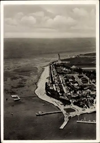 Ak Laboe in Schleswig Holstein, Fliegeraufnahme, Marine Ehrenmal 