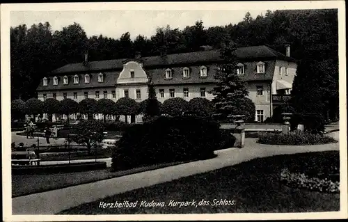 Ak Kudowa Zdrój Bad Kudowa Schlesien, Kurpark, Schloss
