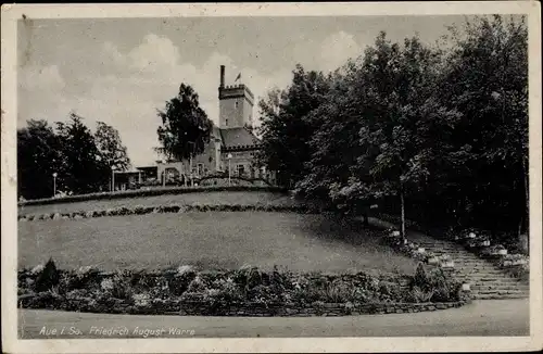 Ak Aue im Erzgebirge Sachsen, Friedrich August Warte, Außenansicht, Treppe, Wiese, Blumenbeet