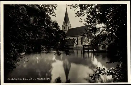 Ak Blaubeuren Baden Württemberg, Partie am Blautopf, Klosterkirche