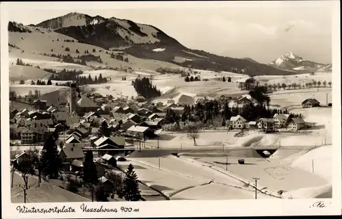 Ak Nesselwang im Ostallgäu, Teilansicht vom Ort, Kirche, Schnee, Berglandschaft