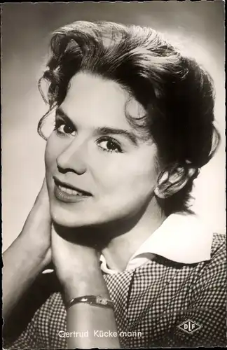 Ak Schauspielerin Gertrud Kückelmann, Portrait