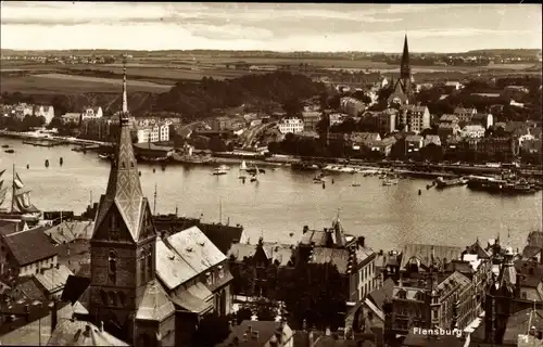 Ak Flensburg, Grenzstadt der Nordmark, Kirchturm, Fluss