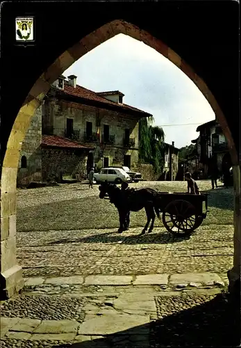 Ak Santillana del Mar Kantabrien Spanien, Plaza Mayor, Wappen, Pferdekutsche