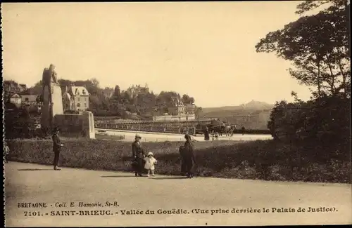 Ak Saint Brieuc Côtes d’Armor, Vallée du Gouedic, Vue prise derrière le Palais de Justice