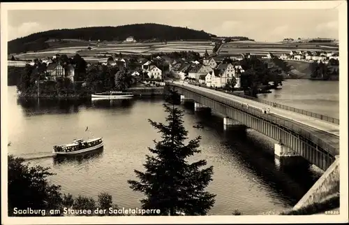 Ak Saalburg Ebersdorf in Thüringen, Panorama vom Ort, Brücke u. Stausee
