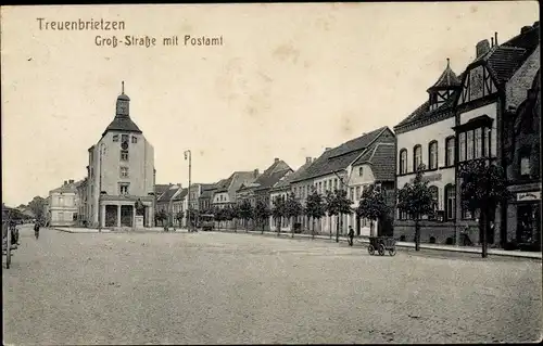 Ak Treuenbrietzen in Brandenburg, Großstraße mit Postamt