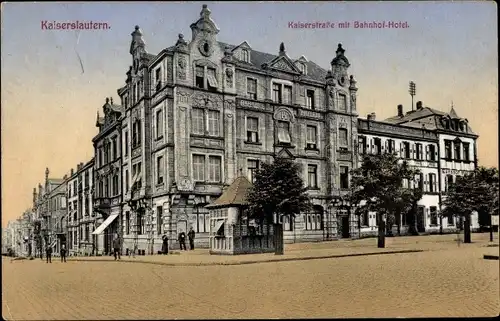 Ak Kaiserslautern in Rheinland Pfalz, Kaiserstraße mit Bahnhofhotel