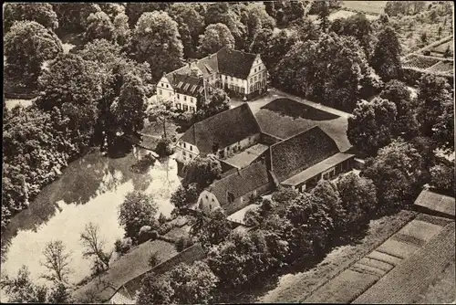 Ak Ostsenwalde Werlte in Niedersachsen, Schloss, Fliegeraufnahme