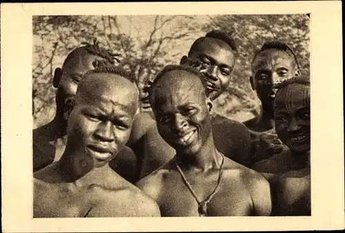 Ak Tchad Tschad, Types de Sara de Fort Archambault
