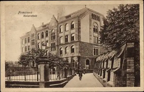 Ak Pirmasens am Pfälzerwald, Kaiserschule