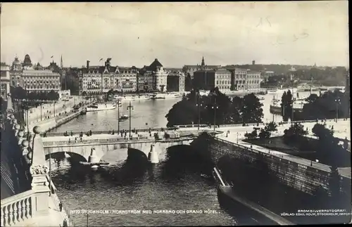 Ak Stockholm Schweden, Norrström med Norrbro och Grand Hotel