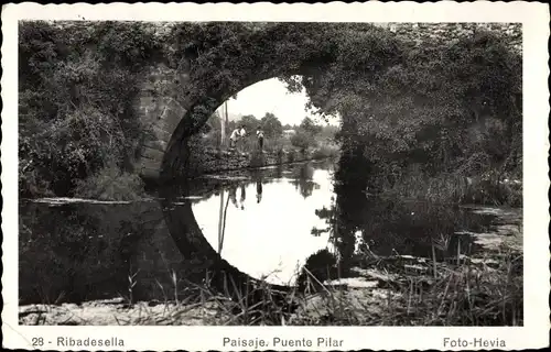 Ak Ribadesella Baskenland, Puente Pilar, Flusslandschaft