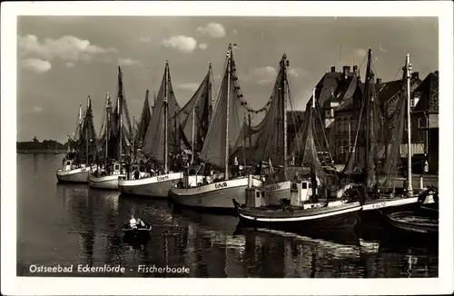 Ak Eckernförde in Schleswig Holstein, Fischerboote