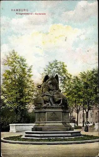 Ak Hamburg, Kriegerdenkmal, Totalansicht, Inschrift, Esplanade, Bäume, Frau mit Kinderwagen