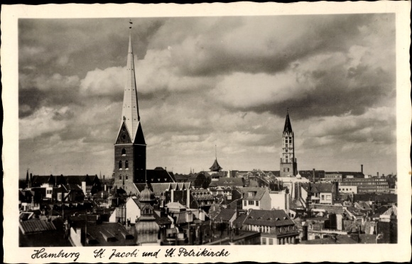 Ak Hamburg St Jacobi Und St Petrikirche Teilansicht Vom Ort Blick V Rathausturm Nach Osten Nr Oldthing Ansichtskarten Postleitzah