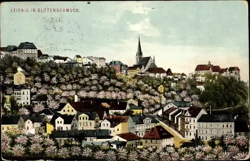 Ak Leisnig in Sachsen, Totalansicht vom Ort, Kirche St. Matthäi, Blütenschmuck