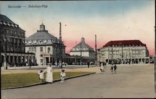 Ak Karlsruhe in Baden Württemberg, Bahnhofsplatz