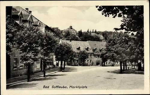 Ak Bad Gottleuba in Sachsen, Marktplatz, Bäume, Häuser