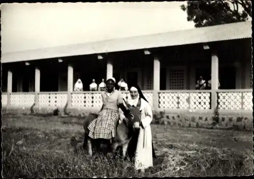 Ak Parakou Benin, Détente